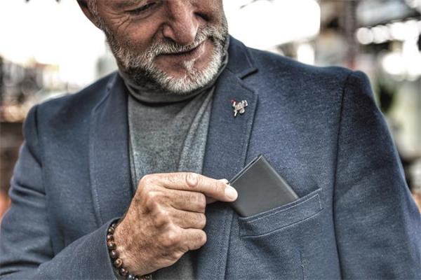 Puzdro na platobné karty, koženka, na 10 ks, RFID ochrana, TROIKA, čierna 3