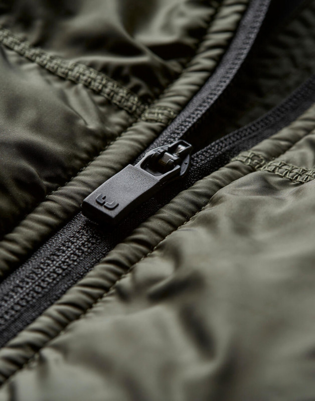 Vesta Hybrid-Stretch 1