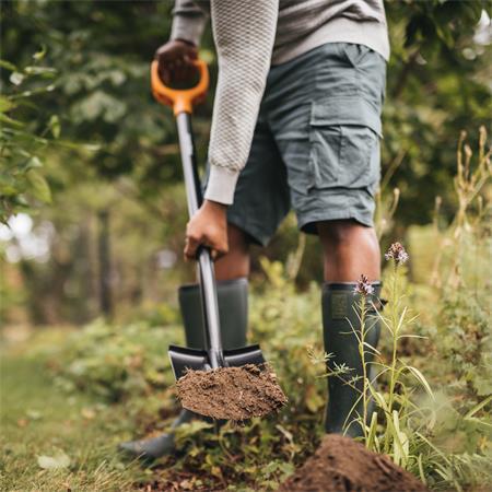 Rýľ, rovný, FISKARS "Solid", čierna 4