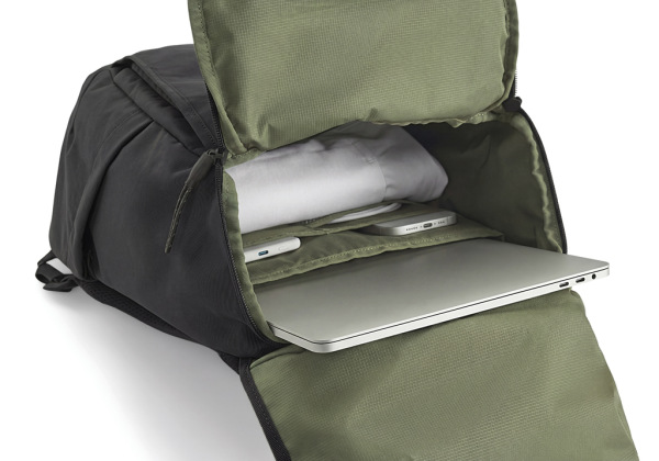 Batoh Thule Paramount 20L čierna 4