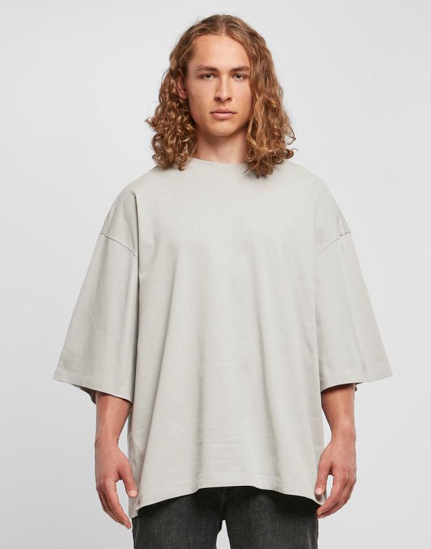 Huge Tee 5