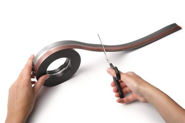 Lišta vo forme pásky, 5 m, samolepiaca zadná strana, magnetická, DURABLE "DURAFIX® ROLL", 2