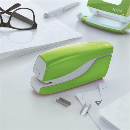 Zošívačka, elektrická, No.10, 10 listov, LEITZ "Wow", zelená 3