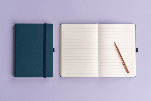 NOTIQUE Notes Aprint Neo, modrý, linajkovaný, 15 x 21 cm 5