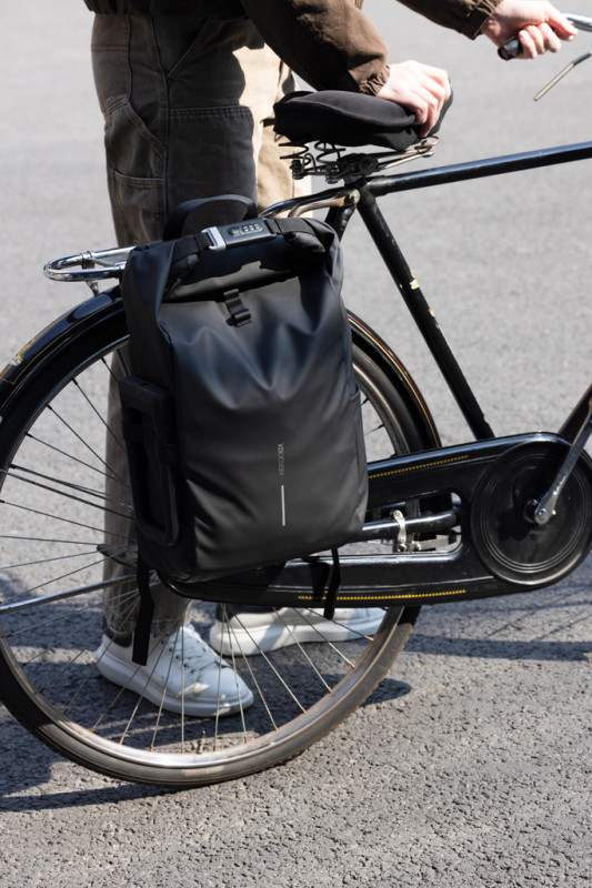 Vodeodolný batoh na bicykel Urban čierna 19