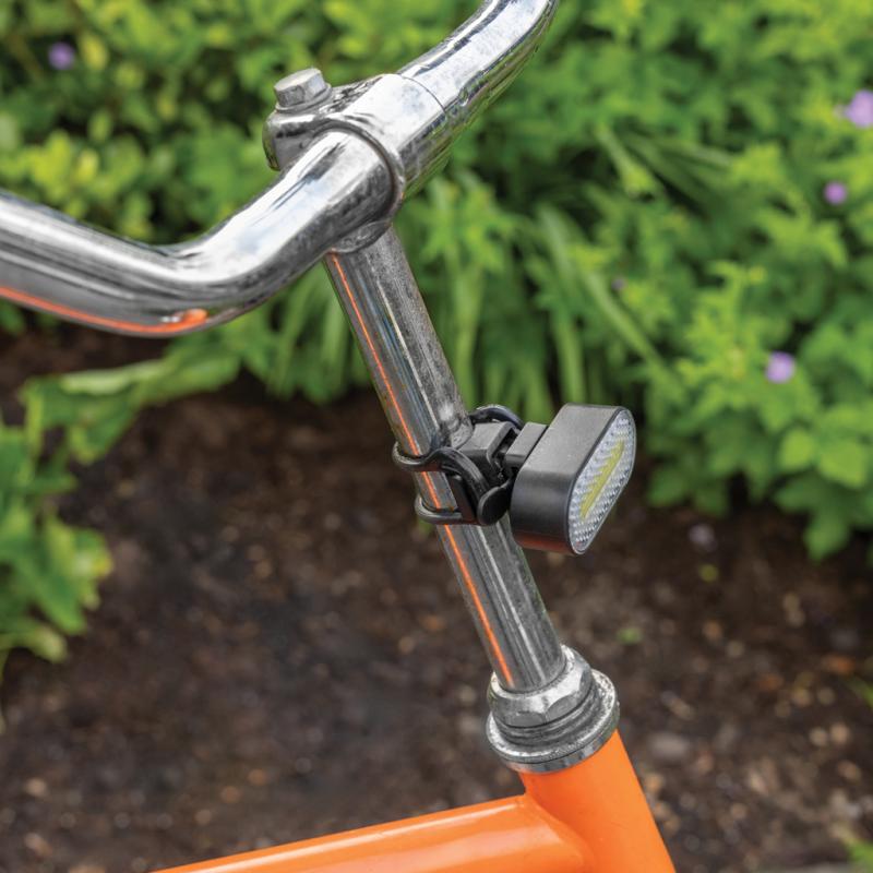 Sada USB dobíjateľných svetiel na bicykel Lumino z RCS ABS čierna 10
