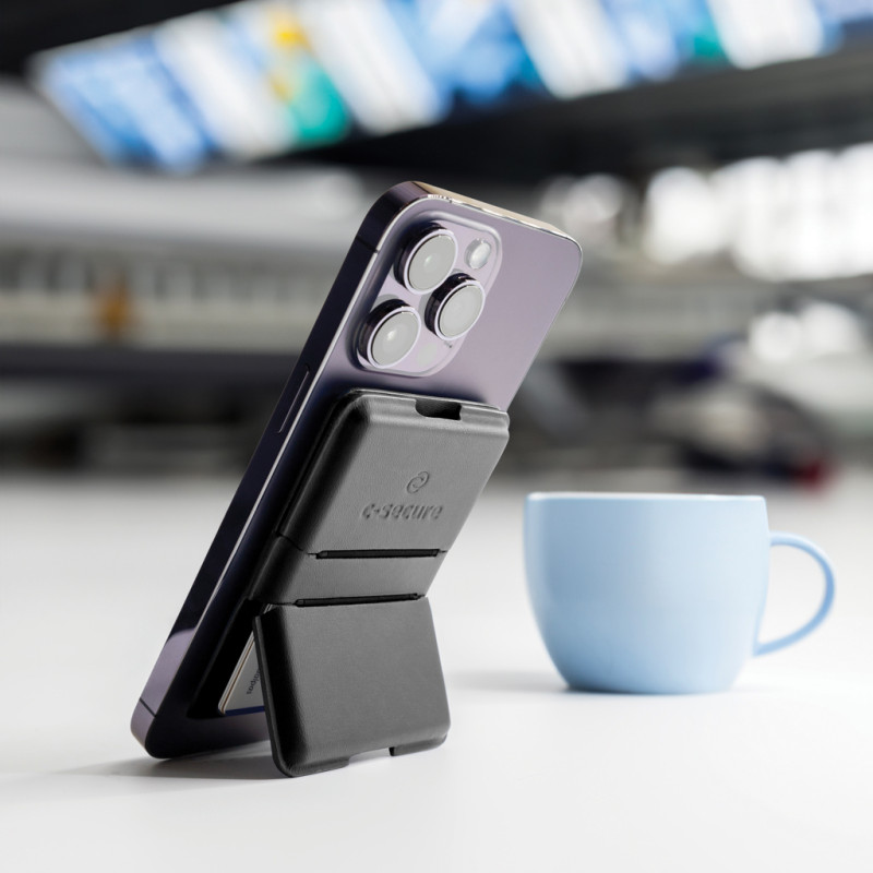 C-Secure MagSafe kartové púzdro na telefón čierna 9