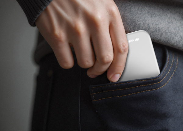 Urban Vitamin Concord RCS ultra-tenká 3000 mAh powerbanka strieborná 13