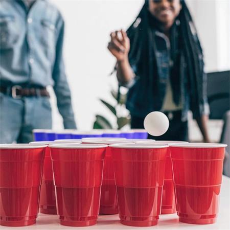 . Spoločenská hra, štartovací set, "BeerPong" 2