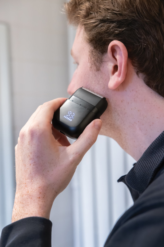 TrimBlade dobíjací cestovný holiaci strojček IPX7 čierna 4