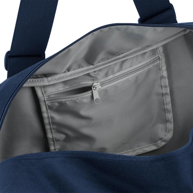 Recyklovaná taška Essentials Holdall 8