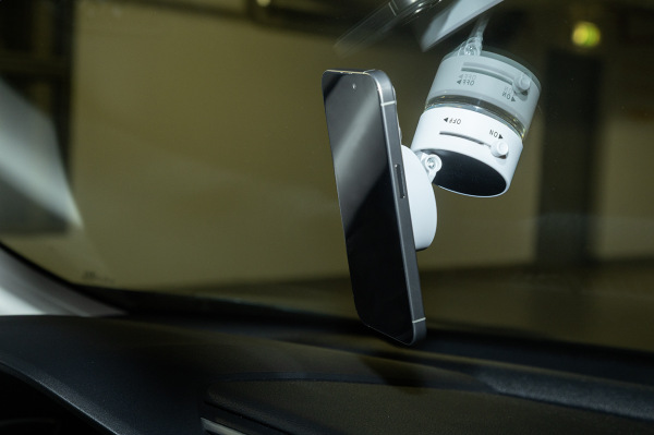 RaboMag RABS magnetický držiak na mobil do auta 3