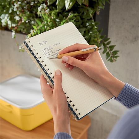 Špirálový zošit, B5, linajkový, 80 listov, LEITZ, "Cosy Soft Touch", matná sivá 7