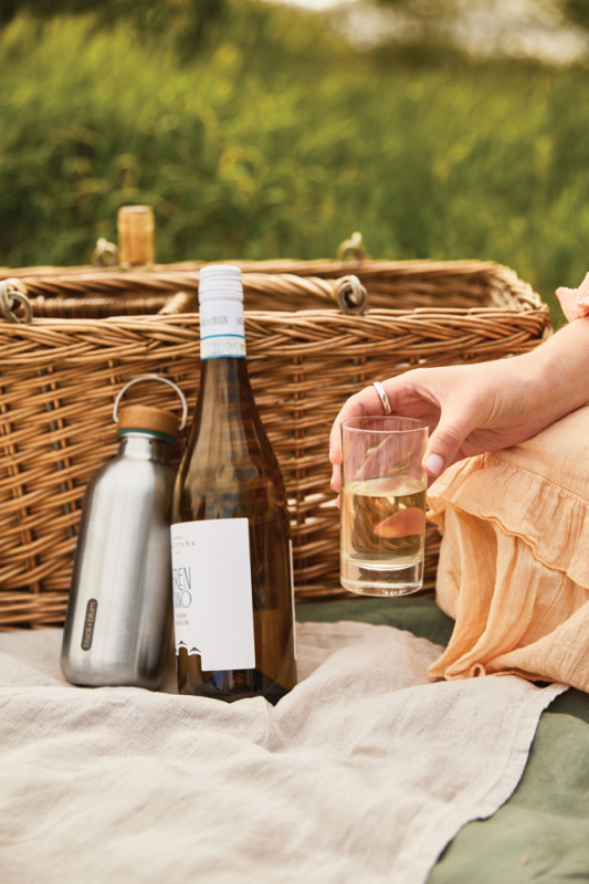 Oceľová fľaša na vodu 600 ml Black+Blum olivovo zelená 11