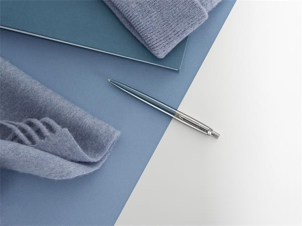 Guľôčkové pero, 0,7 mm, strieborný klip, Waterloo modré telo pera, PARKER, "Royal Jotter", 5