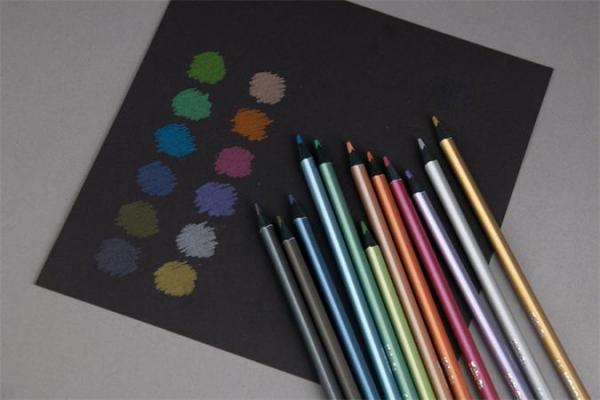Farebné ceruzky, sada, trojuholníkový tvar, KORES "Kolores Style Metallic", 12 kovových fa 5