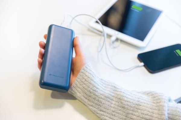 Powerbanka Urban Vitamin Pasadena 20 000 mAh 18W PD modrá 9
