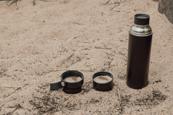 VINGA Tono RCS termoska s dvojitým pohárom 750 ml čierna 6