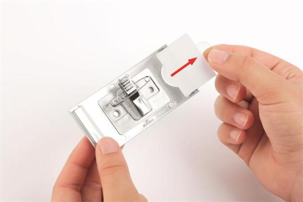 Visačka, 34x74 mm, magnetická, DURABLE "CLASSIC", strieborná 4