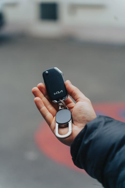 Kľúčenka s nabíjacím lokátorom Keyfinder čierna 9