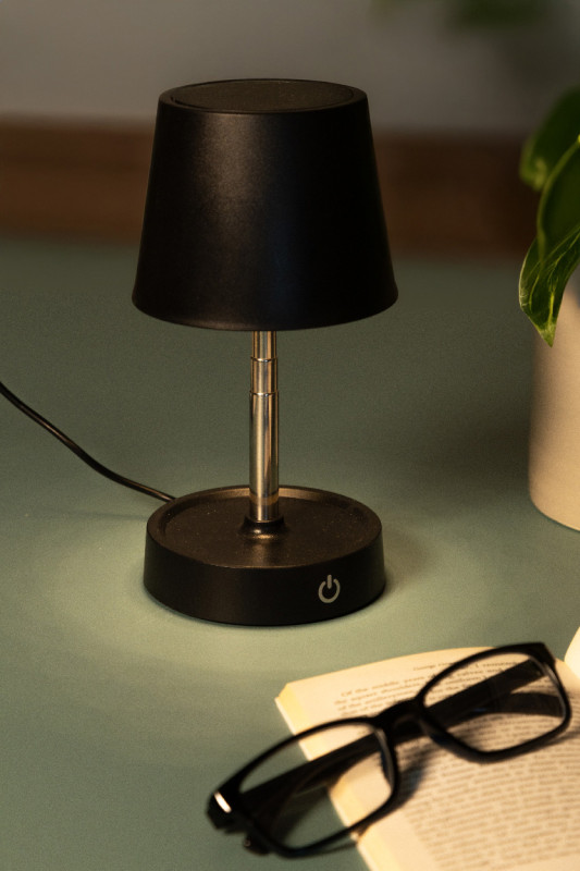 Cosmopolitan barová stolná lampa RABS 7