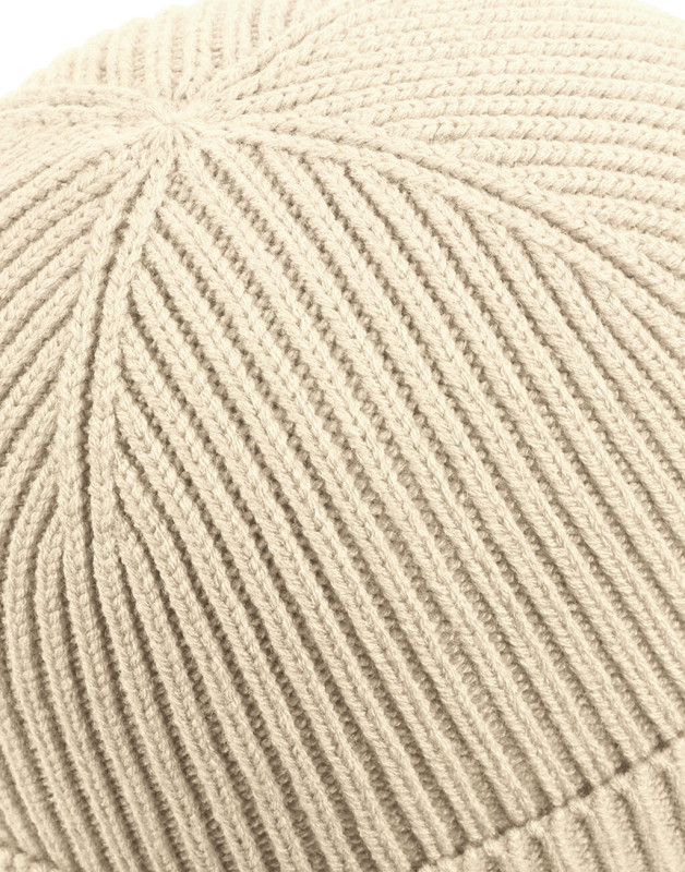 Módná čiapka s nášivkou 6