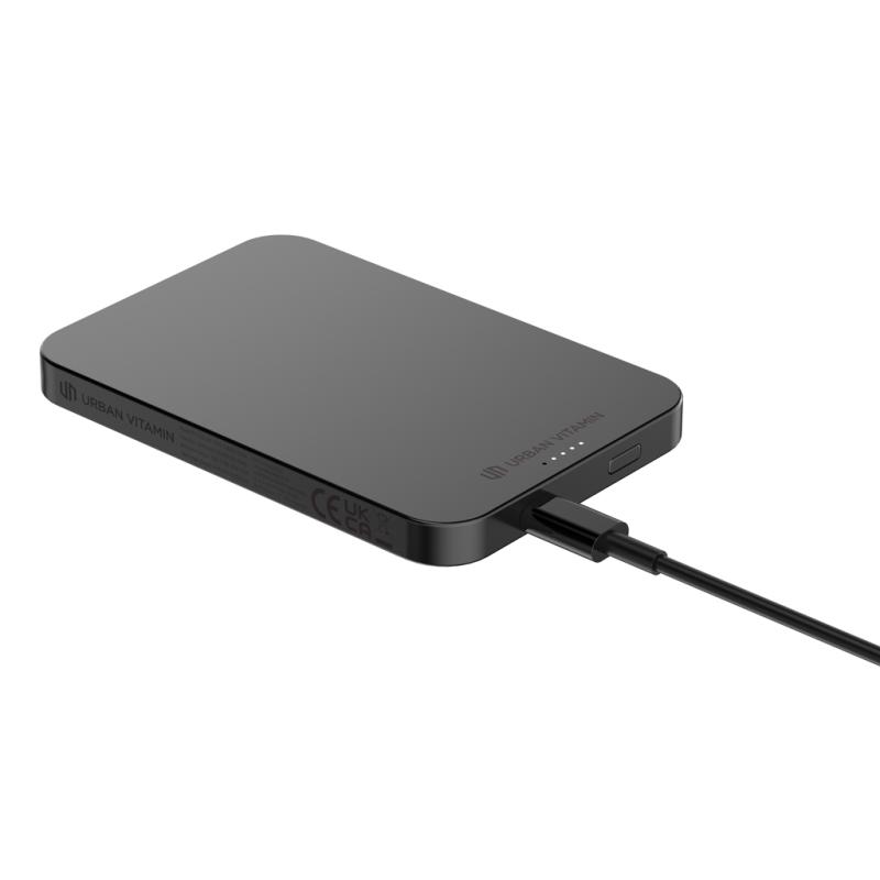 Powerbanka 5000mAh Urban Vitamin Richmond z RCS alu a plastu čierna 9