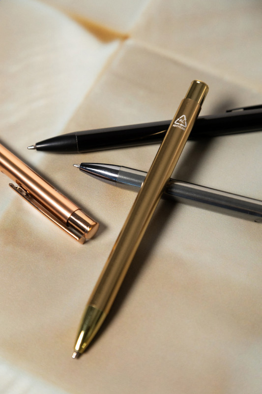 Oronos guličkové pero 8