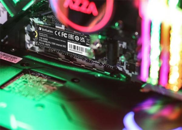 SSD (vnútorná pamäť), 1TB, PCIe NVMe M2, 3300/1300 MB/s, VERBATIM "Vi3000" 3