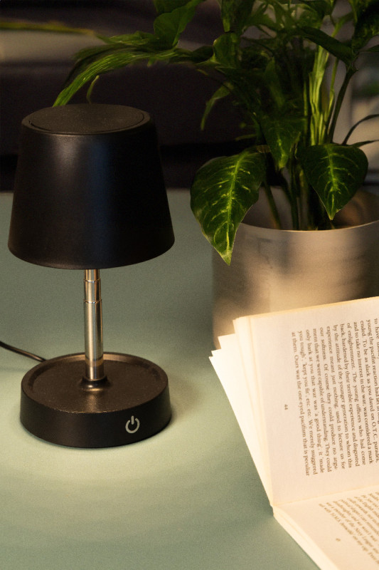 Cosmopolitan barová stolná lampa RABS 8