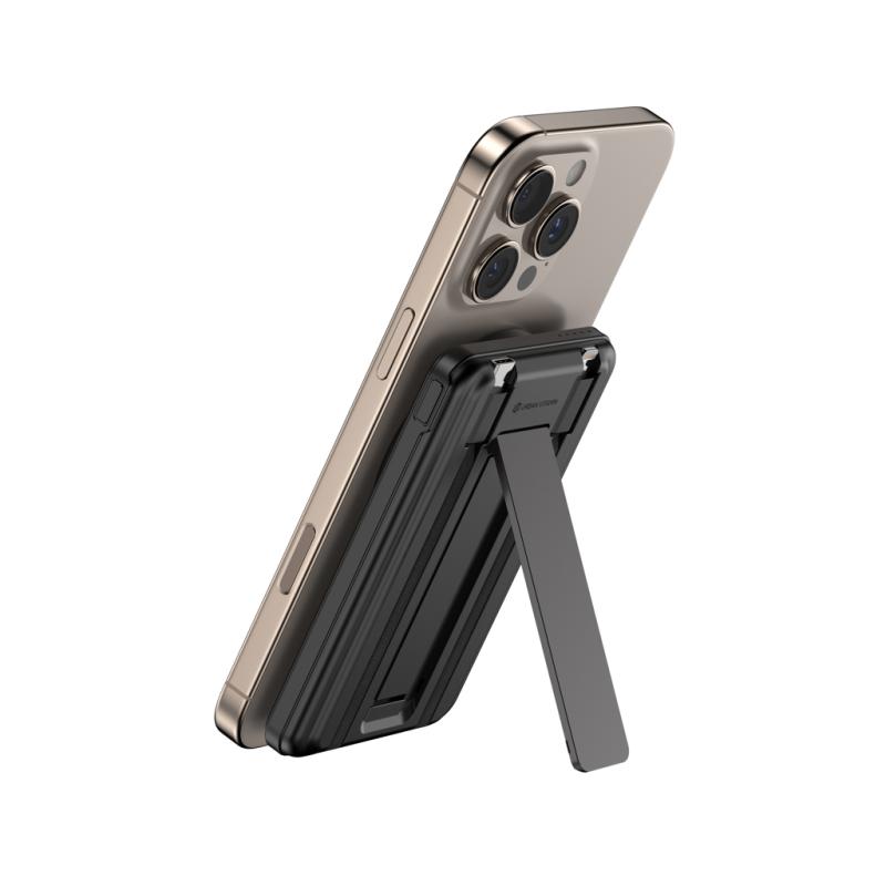 Magnetická powerbanka Urban Vitamin Redwood 5v1 5000mAh 20W čierna 3