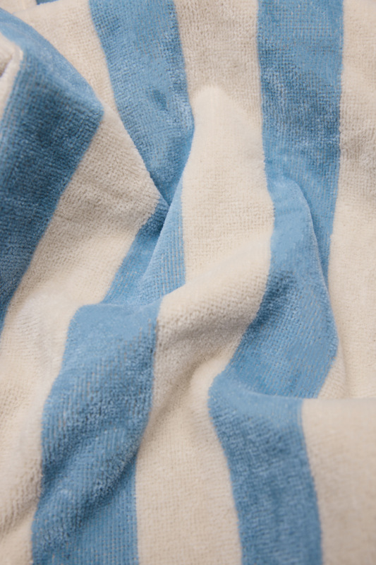 VINGA Lagoa GRS plážový uterák svetlo modrá 5