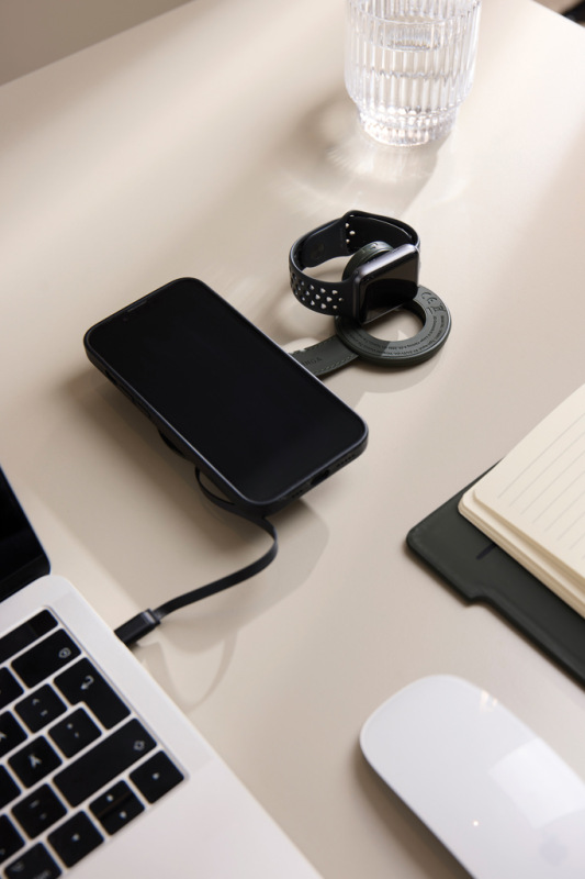 VINGA Baltimore RCS 2v1 bezdrôtová 15W cestovná nabíjačka zelená 9