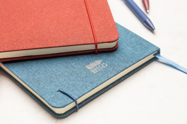 Gracilis poznámkový blok z RPET 3